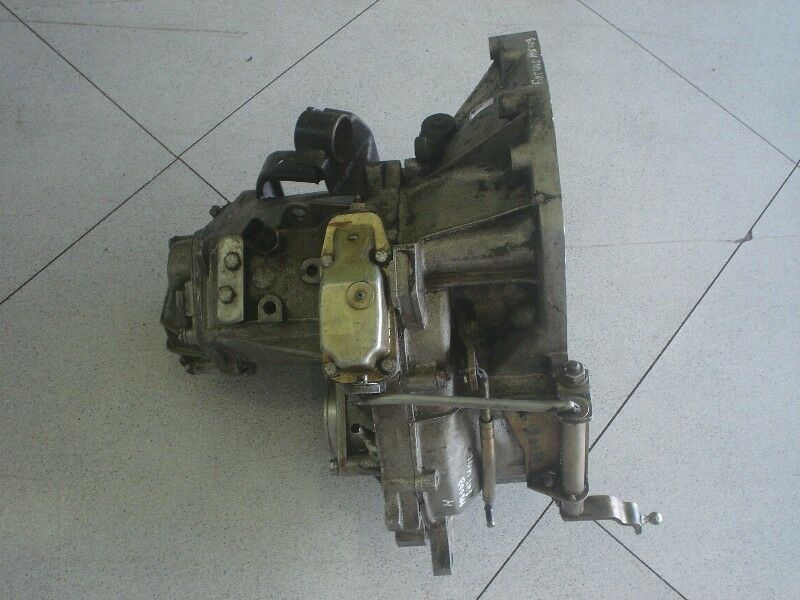 Fiat Uno Petrol 1983 1995 Haynes Service Repair Manual - sagin workshop